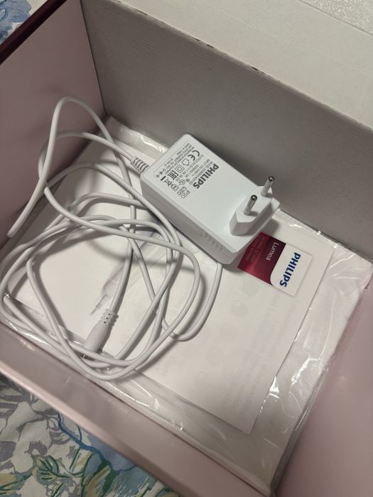 Фотоепилатор Philips Lumea