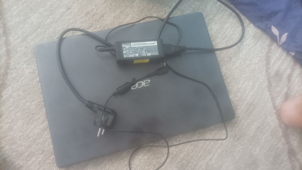 Ноутбук сумкасы мен