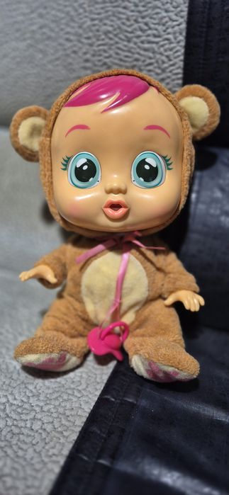 Пъзели,игри, плачещо бебе