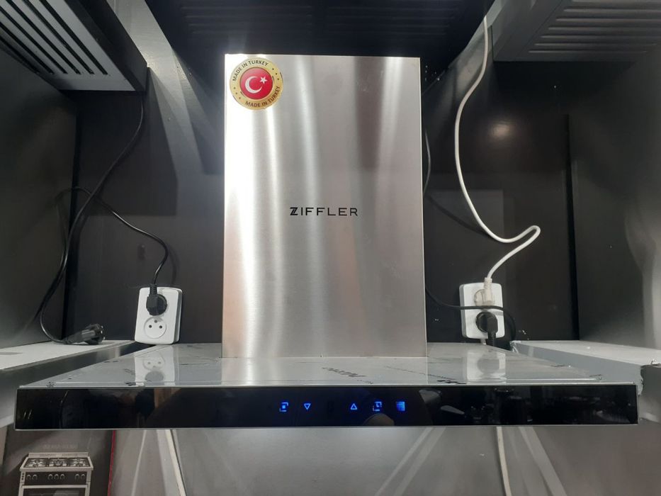 Вытяжка ziffler  сенсорь