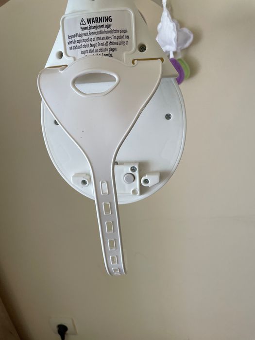 Въртележка с музика за кошара Fisherprice