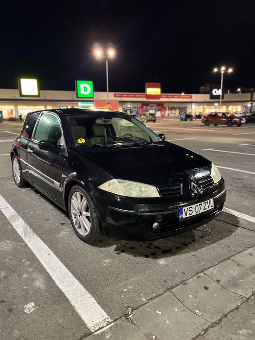 Vând Renault megane 2 coupe motor 1.6 16v