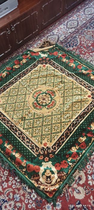 Покривки за маса и вълнена завивка