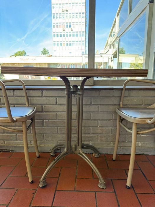 Маса за кафе/ хранене