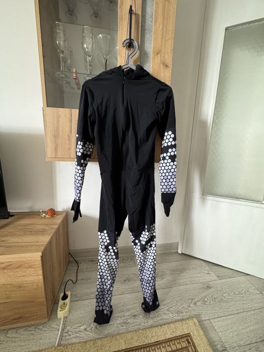 Костюм для конькобежца рост 160-165