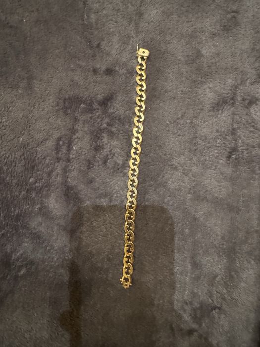 Bratara aur de 18 k barbati