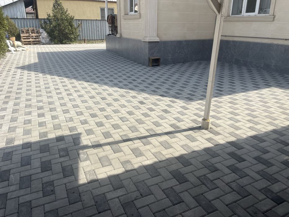 Укладка брусчатки (тратуарной плитки)