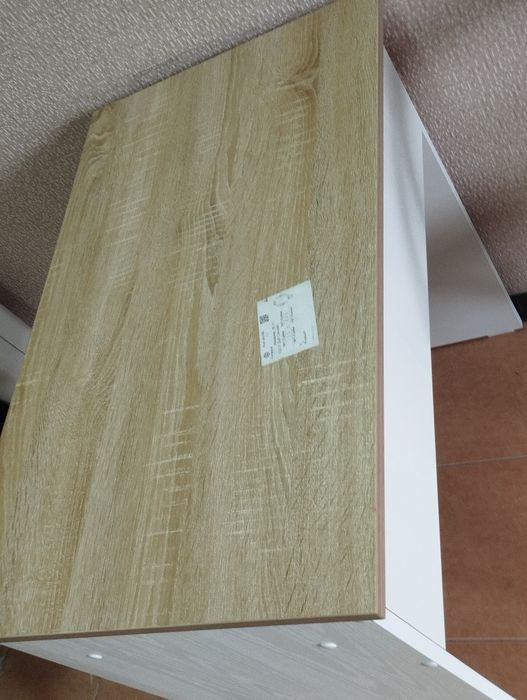 Стол новый 400 мын