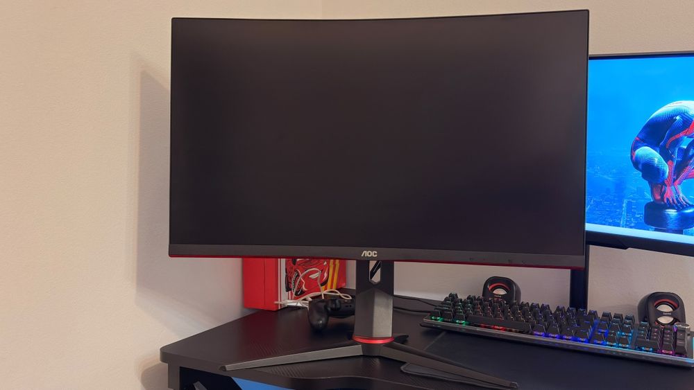 Monitor Gaming Aoc 240hz , 27", Curbat