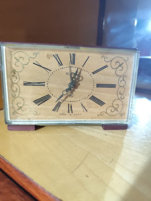 Винтажные настольная часы советский