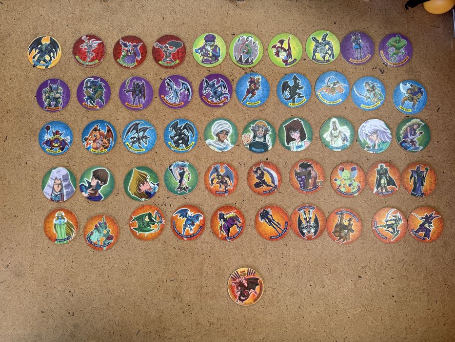 Yu-Gi-Oh! Tazos – оригинална ретро колекция от началото на 2000-те