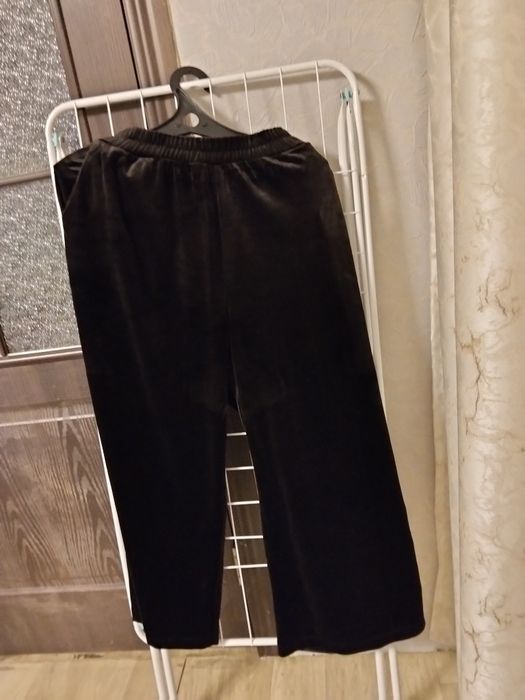 Продаются женские платья