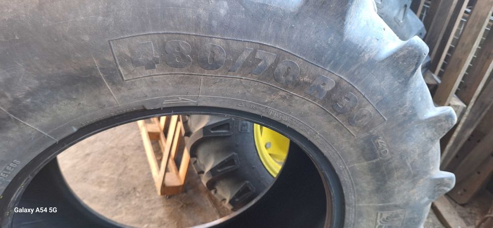 Vând roti remorca/tractor si anvelope iarna si vara