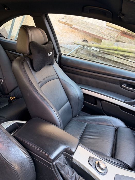 BMW E92 325D Black Coupe