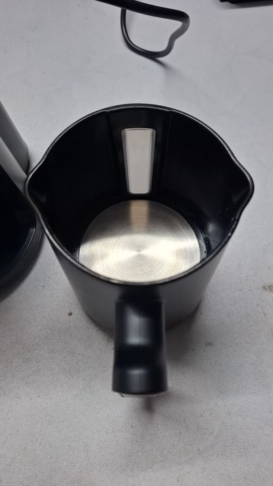 Кафеварка за турско кафе Philips 5000 Series,735 W,Черна/Матова мед, HDA150/62