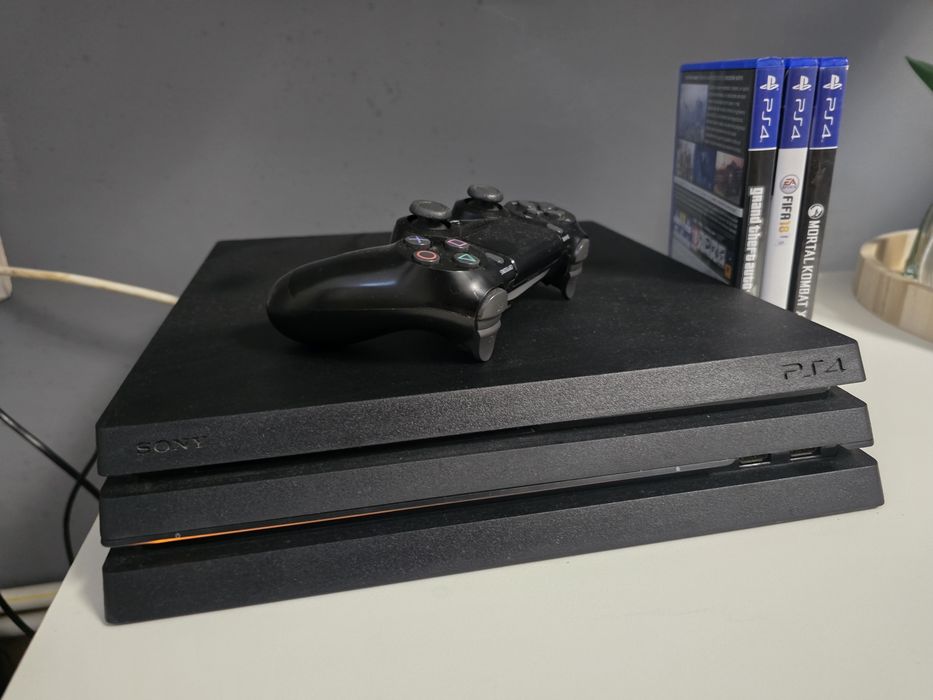 Vand PS4 PRO 1TB
