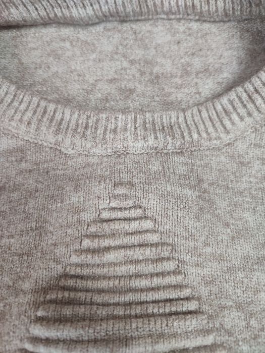 Продам женскую кофту