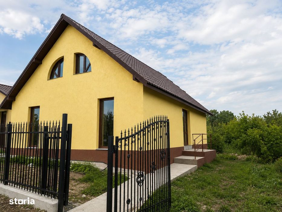 Casa 4 camere, baie, bucatarie, Voinesti Iasi