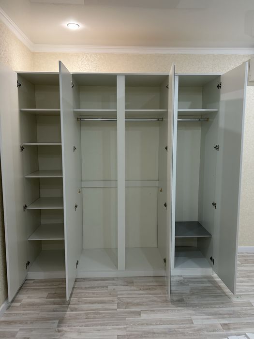 Продам шкаф почти новый