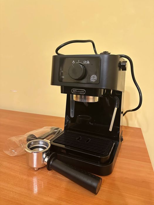 Кафемашина Delonghi EC235.BK