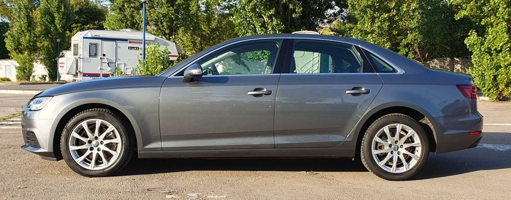AUDI A4 2.0TDI, 122CP, automată, 05/2018, 154731km. Merită vizionată!