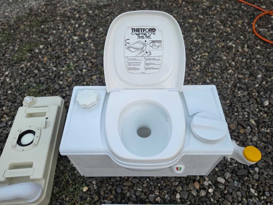 Wc Thetford rulota cu golire exterioara stanga/dreapta