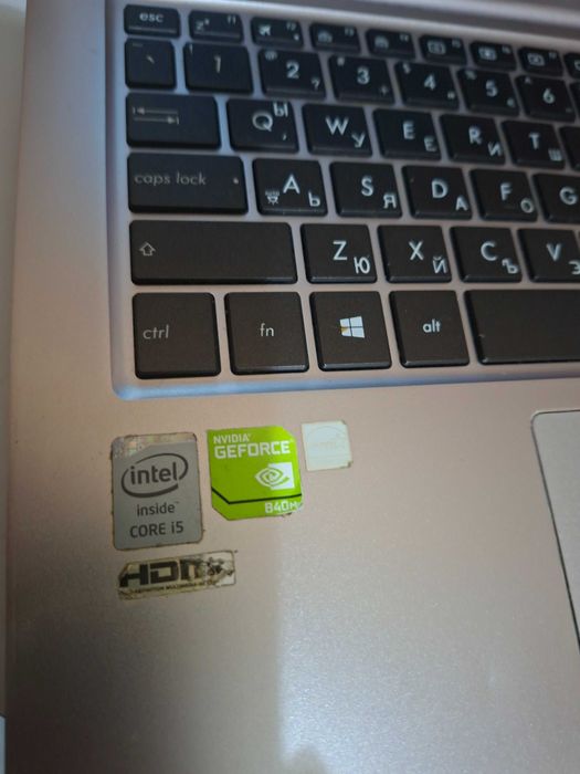 Лаптоп Asus UX303LN FullHD SSD 512GB