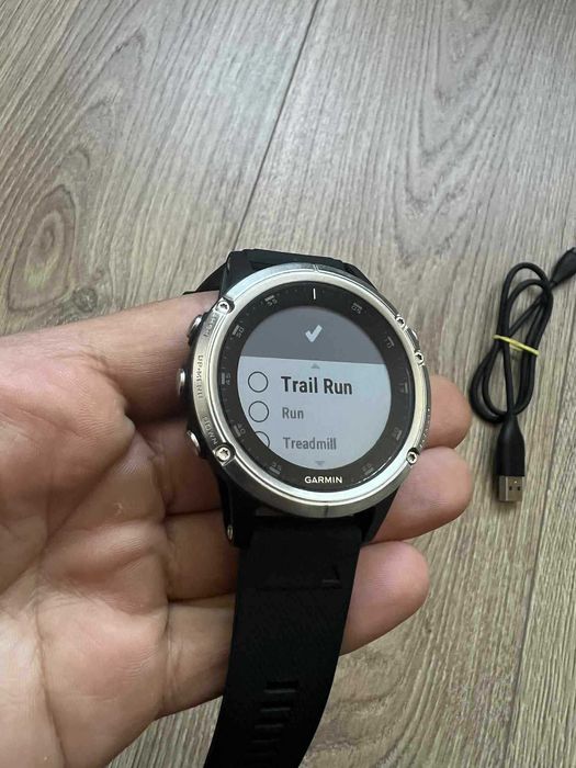Ceas  Garmin Fenix 5 Plus, HR, GPS, Silver, Silicone Black