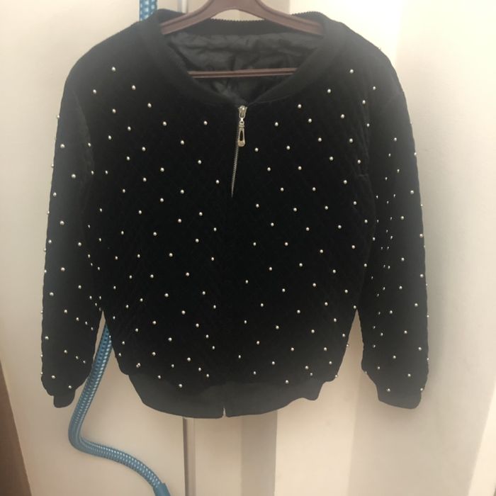 Продам куртку новая