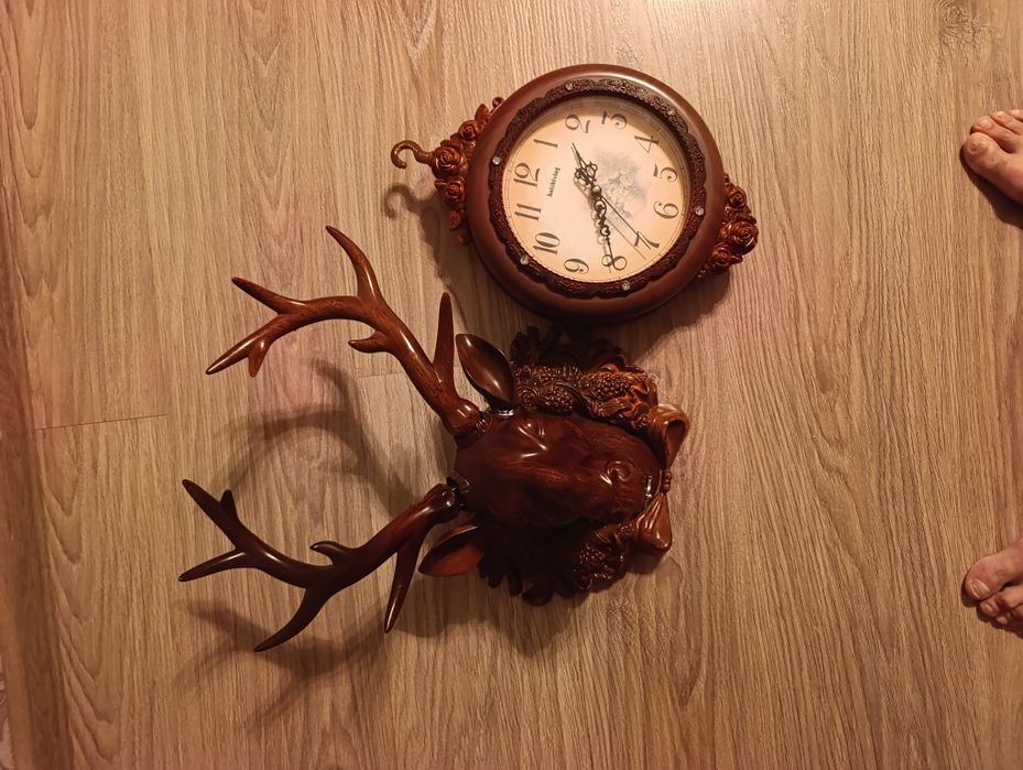 Продаю. Часы настенные