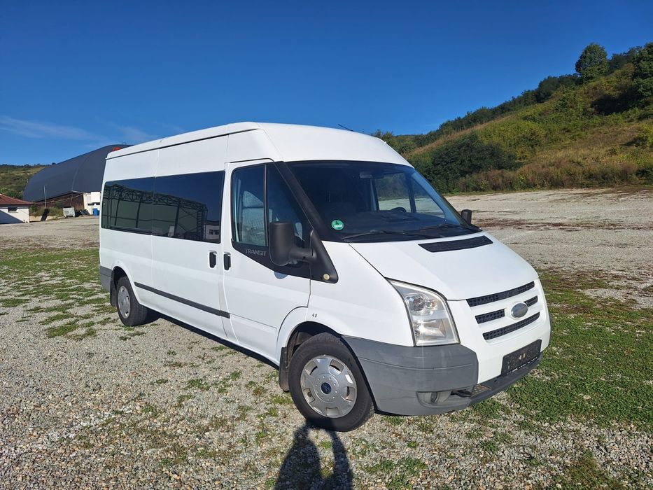 Ford tranzit 2,2 tdi 8+1 Locuri  2010
