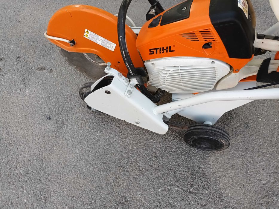 Stihl TS 800 - ръчен бензинов фугорез със количка