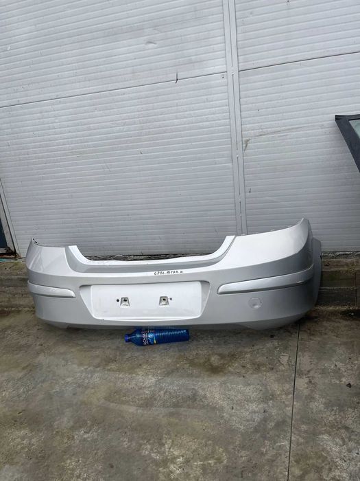 Bara spate Opel Astra H Sedan 2004-2010
