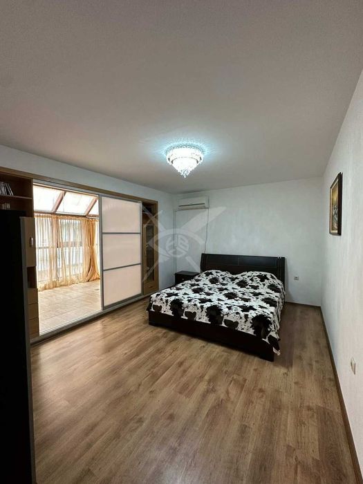 Продава се Тристаен апартамент в Поморие - 100 кв.м за 1350 €/кв.м - Снимка #3