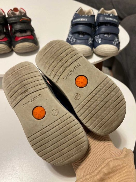 Vand incaltaminte sport BIOMECANICS marimea 23