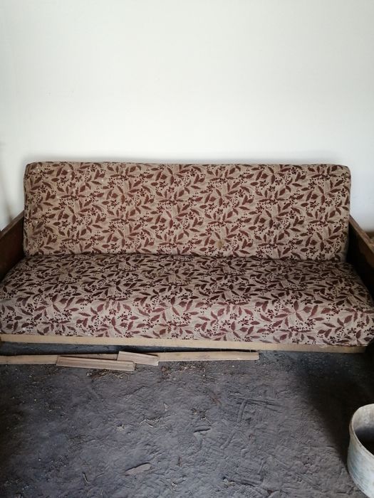 Кресло раскладной диван телевизор