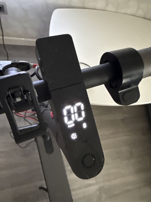 Электро самокат Xiaomi Mi Electric Scooter