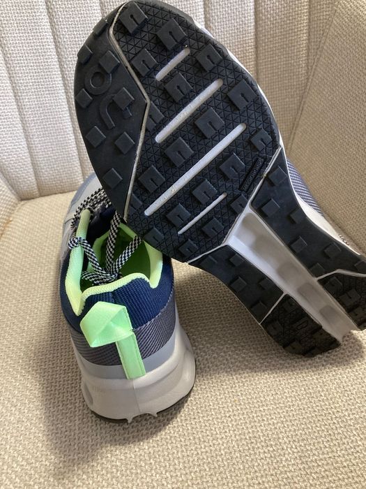 Маратонки ON Cloudhorizon