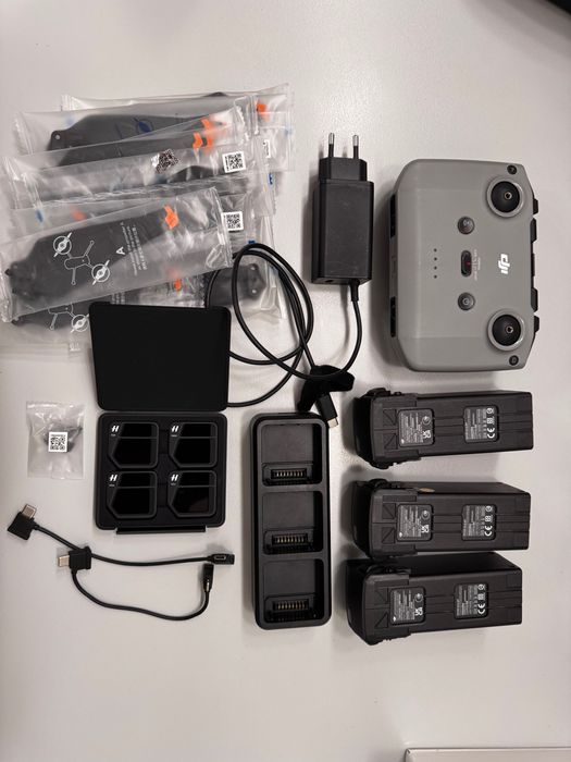 Продава дрон DJI Mavic 3 fly more combo