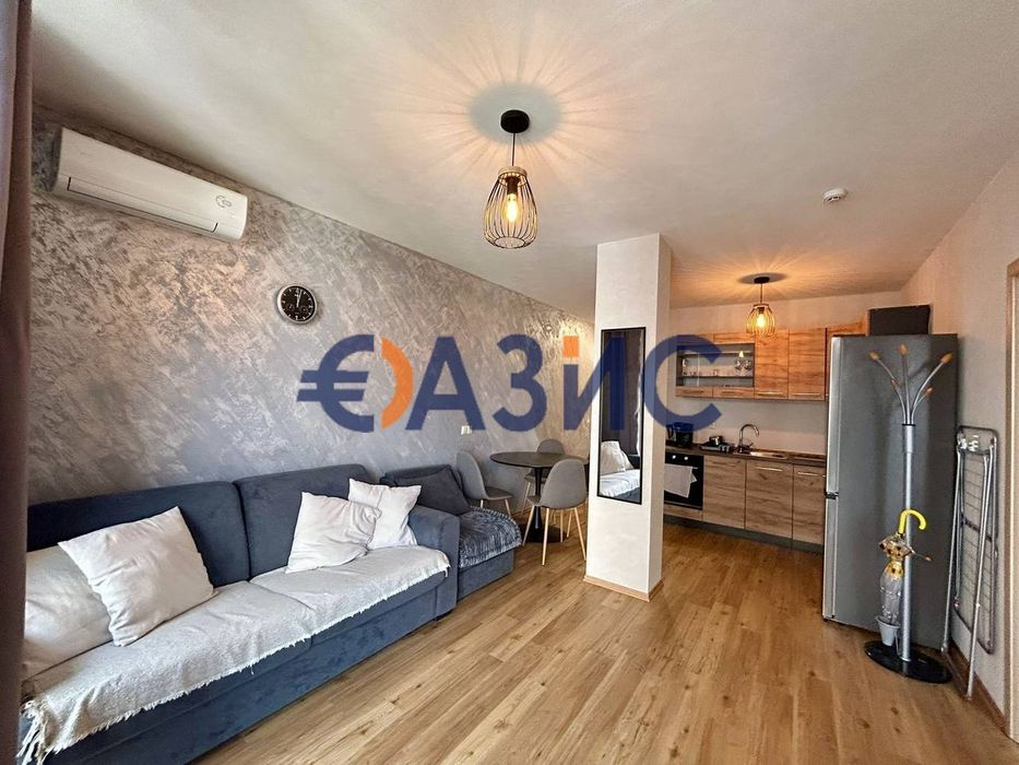 Продава се Двустаен апартамент в к.к. Слънчев бряг - 50 кв.м за 938 €/кв.м - Снимка #13