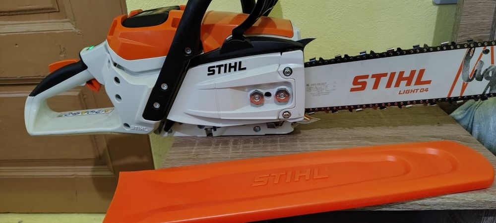 Drujba Stihl MSA 300 noua + baterie AP 30 . Noua