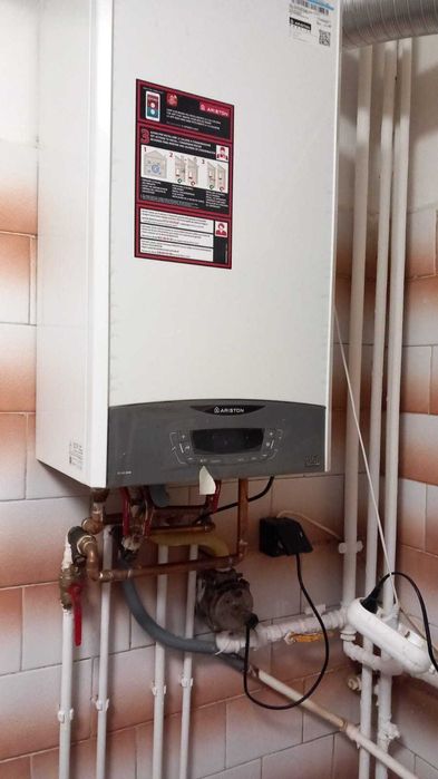 Apartament 3 camere. Sectorul 6 , teatrul masca