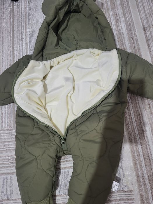 Продам комбинезон демисезонный