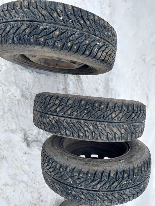 Продам комплект на дисках Кама р 15