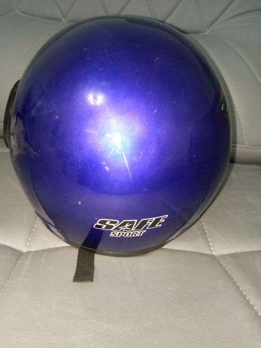 Наколенники, шлем .