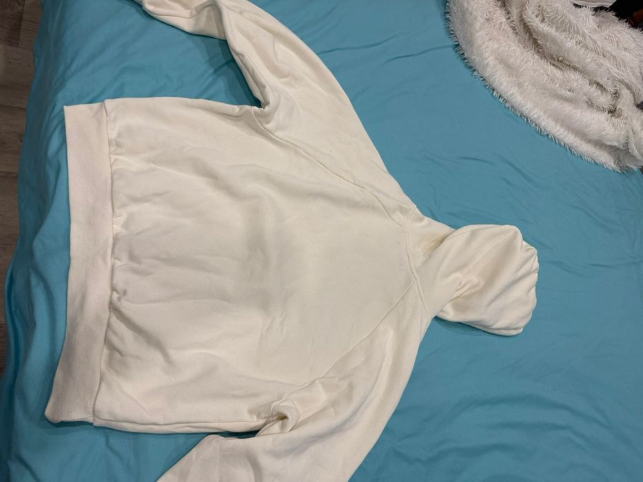 Толстовка на девочку. Новая