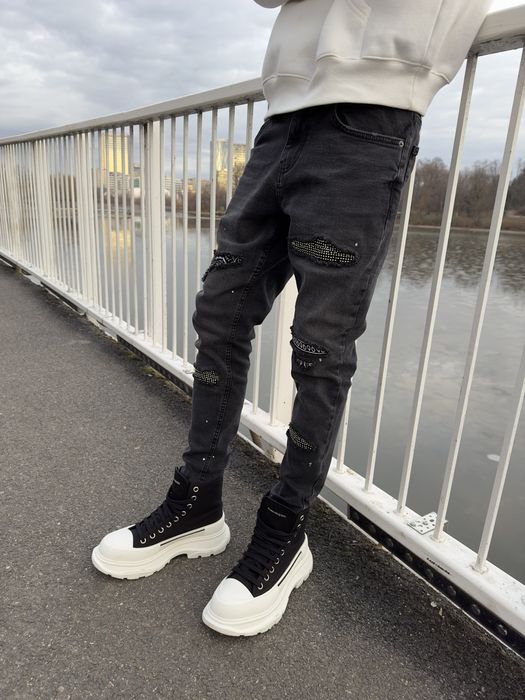 blugi rupti pietre bandana