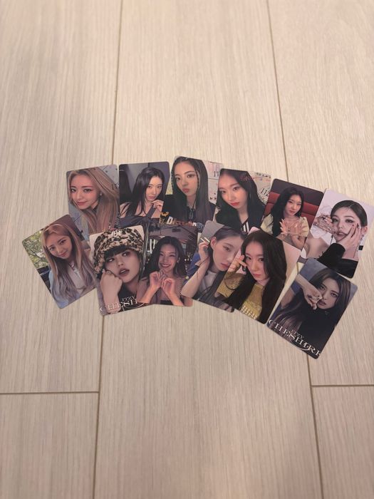 Продам Кпоп карточки группа itzy