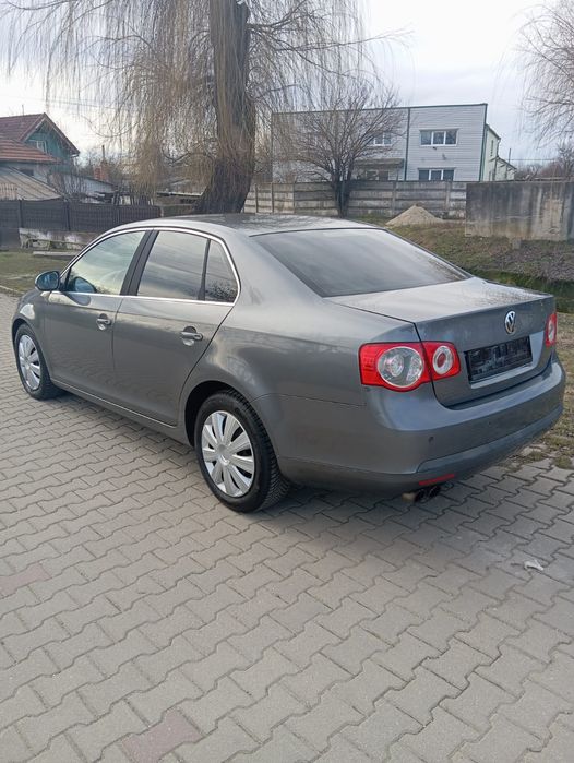 Volkswagen Jetta  170 cp Diesel klimatronic