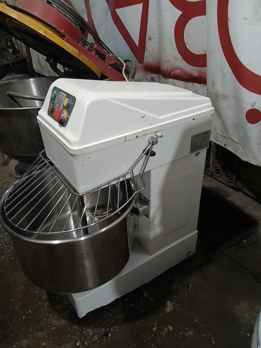 Xamir meshalka 60 letr